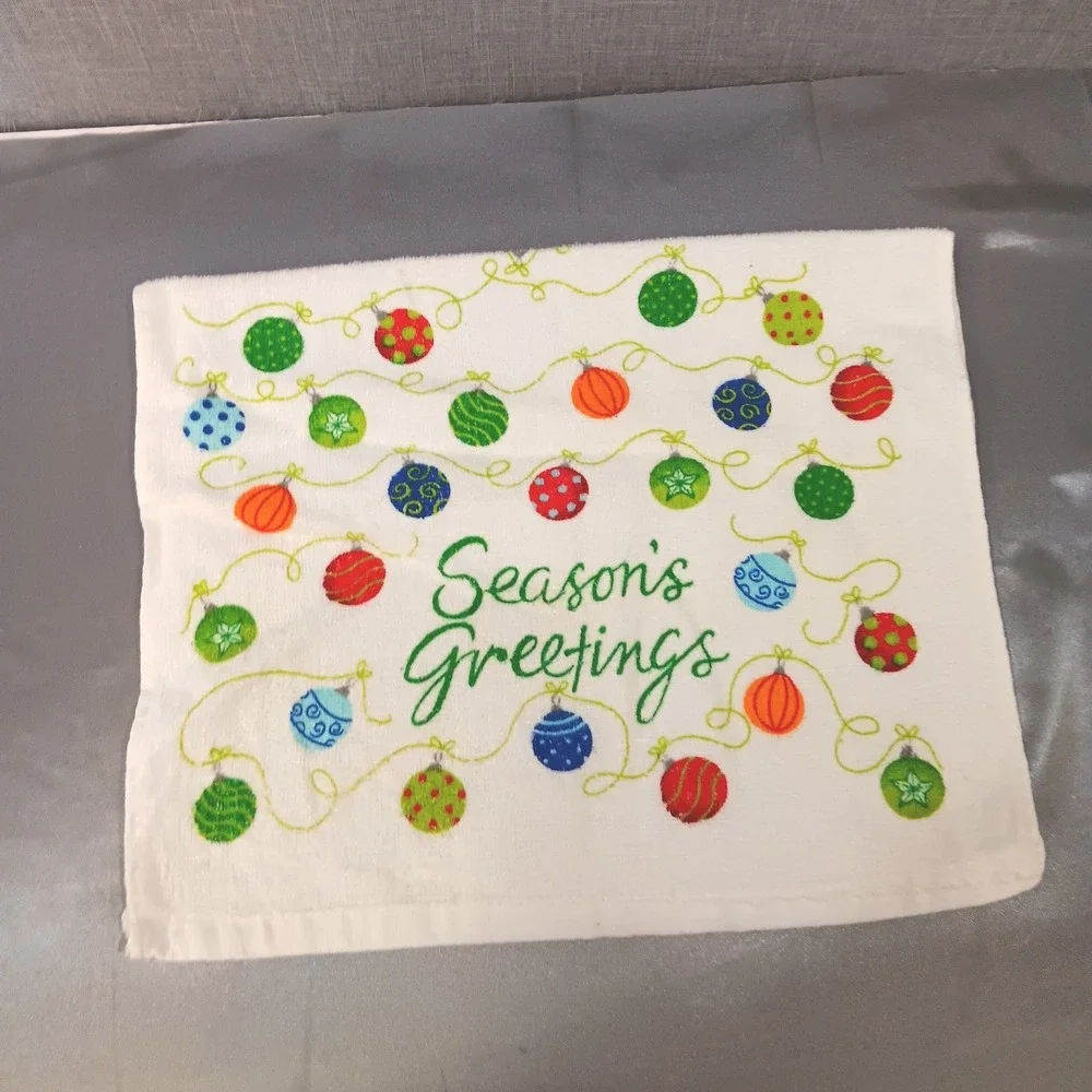 Christmas Kitchen Hand Towel‎ Seasons Greetings Colorful Ornaments Holiday Decor